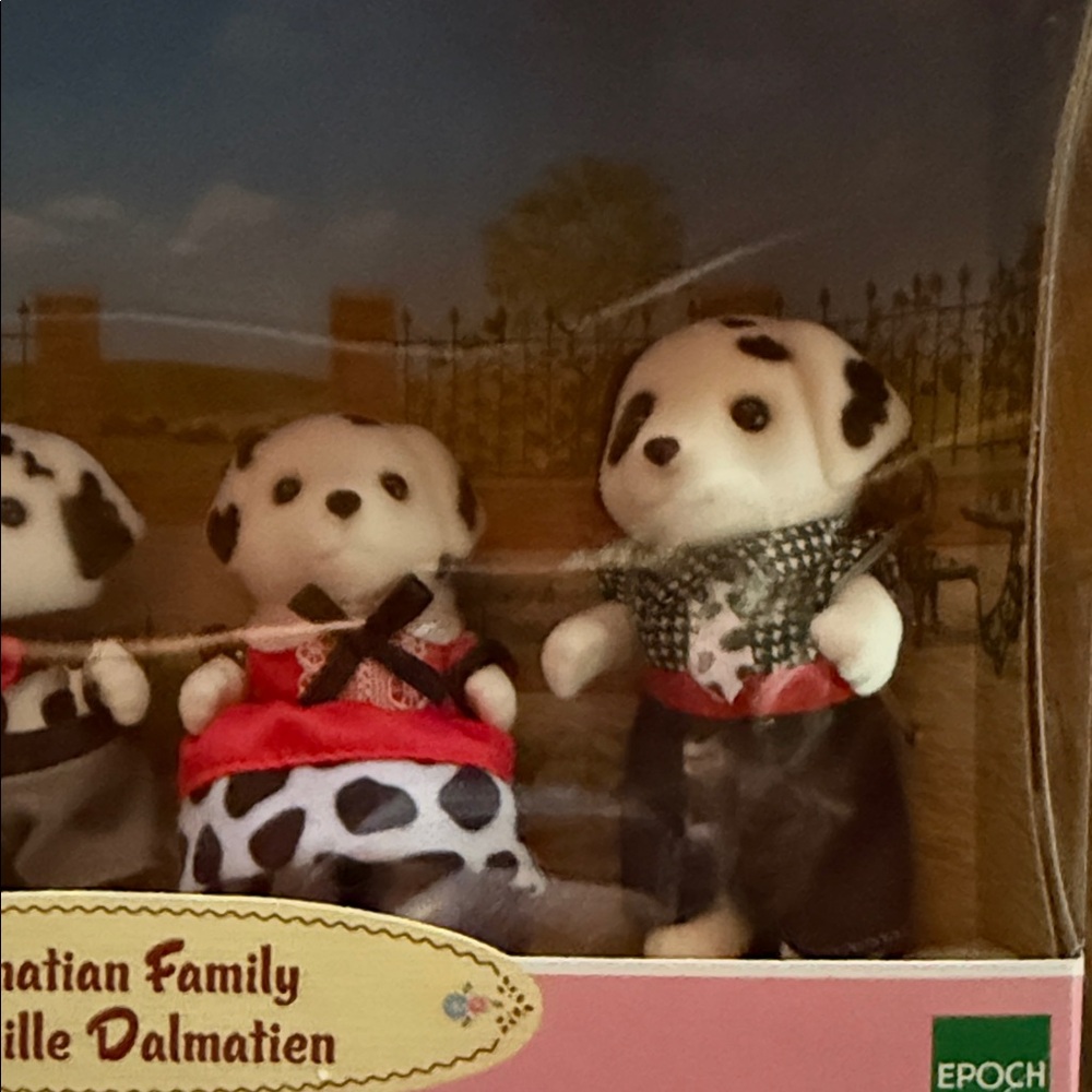 Calico Critters Dalmatian Family Plush Toy Set - White & Black - Picture 3 of 5